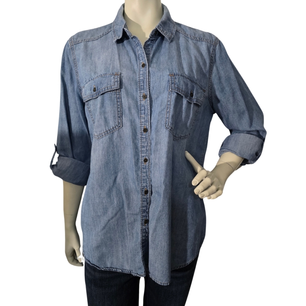 Blue Chambray Button Front Long Sleeve Button Up Shirt